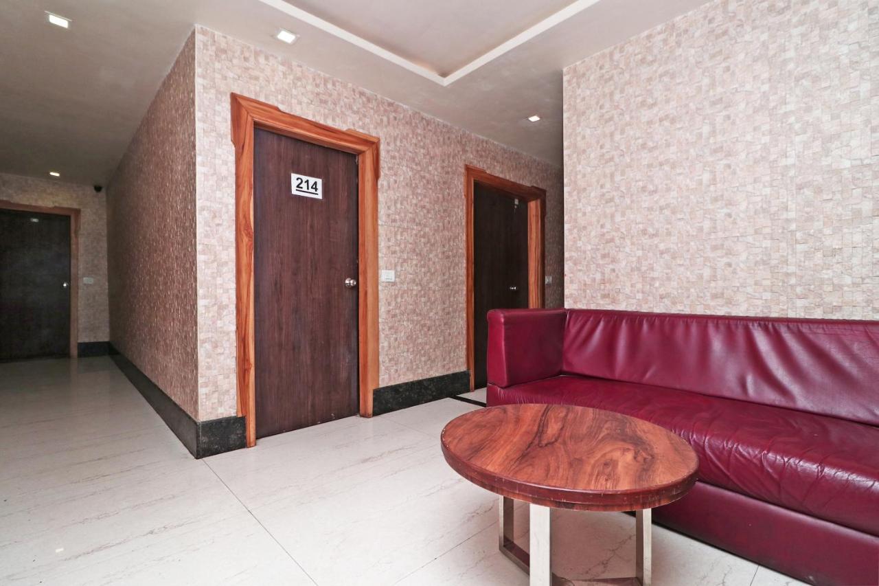 Hotel Deep Kanpur Exterior photo